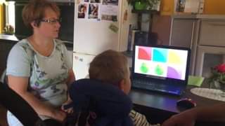 Riško má 3,5roka a DMO. Toto je jeho prvá skúsenosť s Tobii PCEye - bezdotykový...