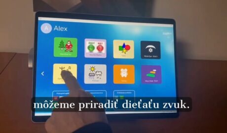 Grid 3 a Simoji na hlasový výstup nielen pre NKS, Autizmus, Downov syndróm, DMO,...
