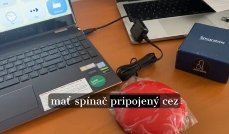 Grid 3 a adaptér JoyCable - skenovanie, spínač nielen pre diagnózy SMA, DMO, mo...
