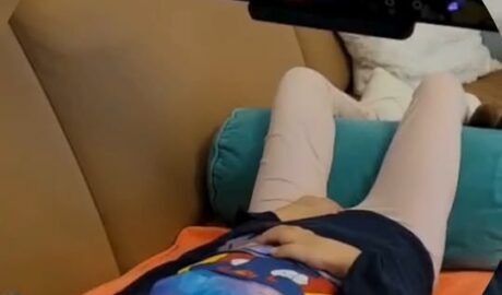 Takto Sonička objavuje rybičky Rýchlo, bez dotyku, zmaže obrázky aj keď ju ruky...